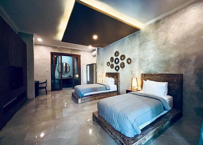 Living Hotel 4*