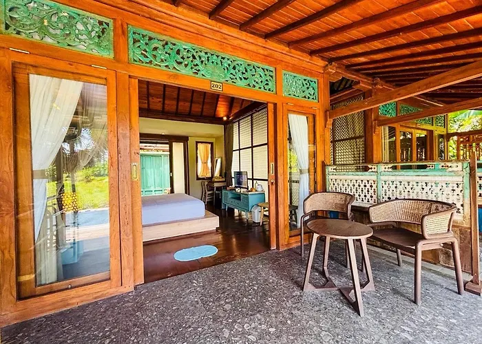 Living Hotel