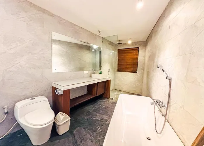 Living Hotel 4*